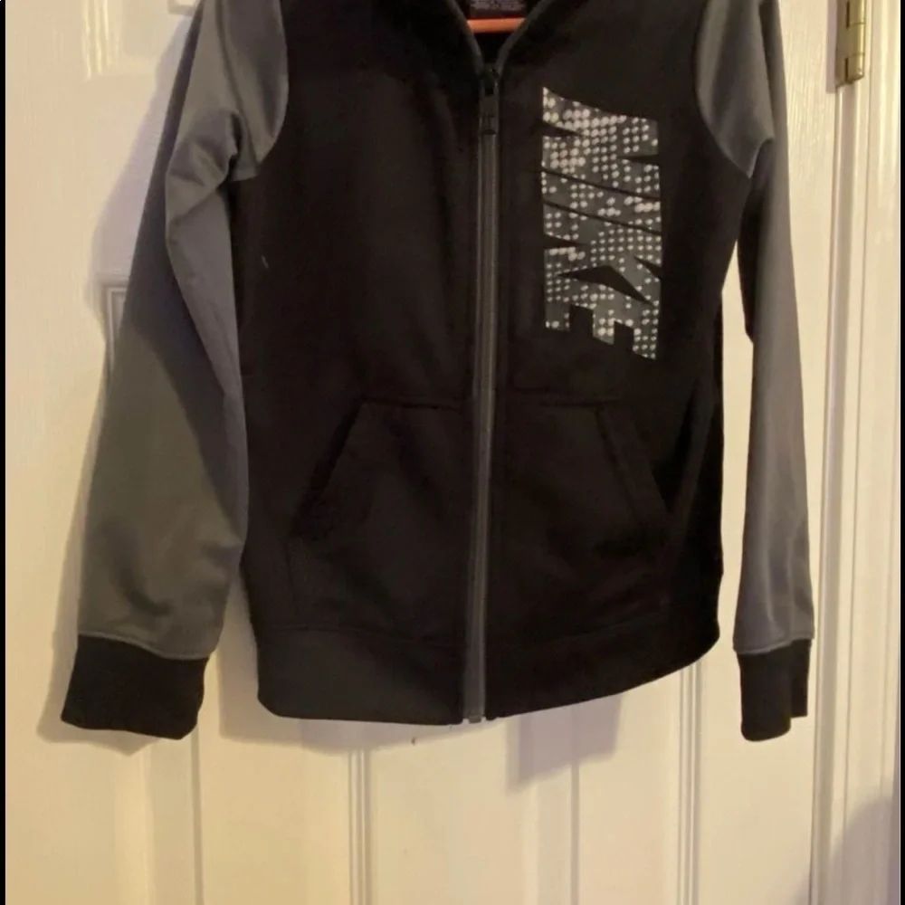 Boy’s‎ Nike Jacket